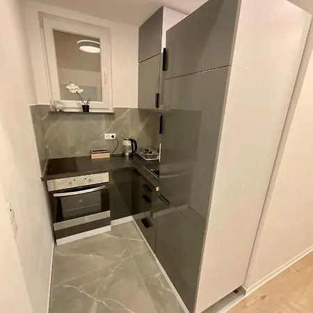 - Am Marktplatz - Up To 5 - Next To Frankfurt And Hanau - Coffee And Snacks - Netflix, Prime, * Nidderau