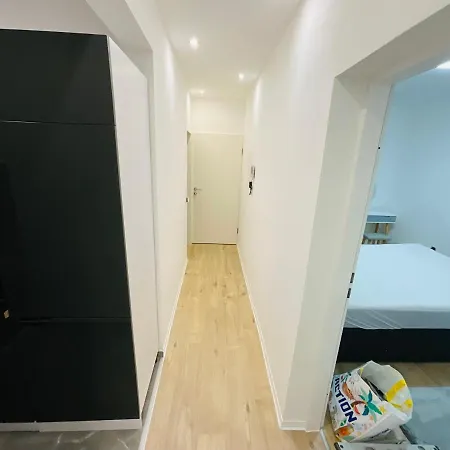- Am Marktplatz - Up To 5 - Next To Frankfurt And Hanau - Coffee And Snacks - Netflix, Prime, Apartment