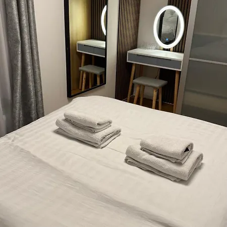 - Am Marktplatz - Up To 5 - Next To Frankfurt And Hanau - Coffee And Snacks - Netflix, Prime, *