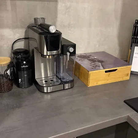 - Am Marktplatz - Up To 5 - Next To Frankfurt And Hanau - Coffee And Snacks - Netflix, Prime, Lejlighed