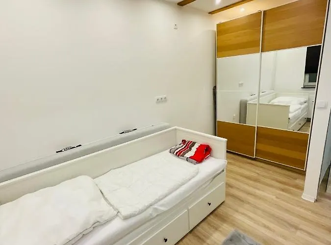 - Am Marktplatz - Up To 5 - Next To Frankfurt And Hanau - Coffee And Snacks - Netflix, Prime, *