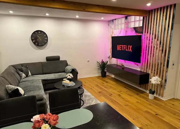 - Am Marktplatz - Up To 5 - Next To Frankfurt And Hanau - Coffee And Snacks - Netflix, Prime, Apartment Nidderau