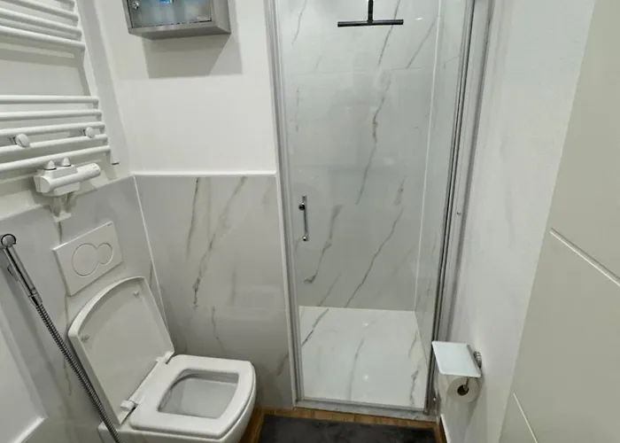 - Am Marktplatz - Up To 5 - Next To Frankfurt And Hanau - Coffee And Snacks - Netflix, Prime, Apartment