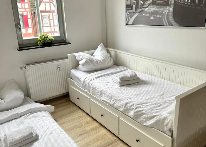 Apartment - Am Marktplatz - Up To 5 - Next To Frankfurt And Hanau - Coffee And Snacks - Netflix, Prime, Nidderau